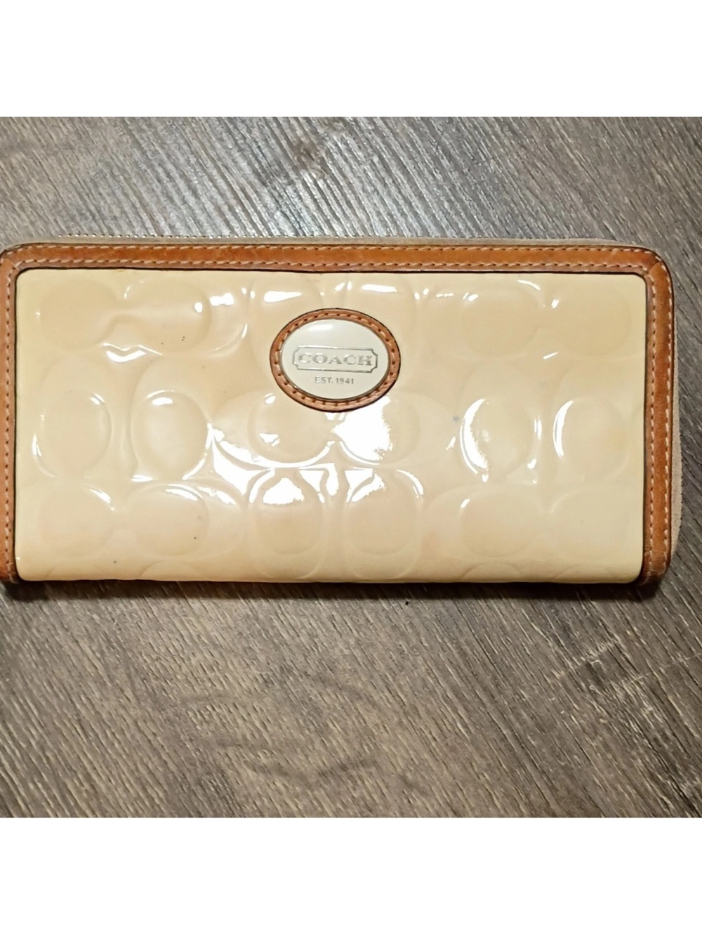 Coach Women's Zip-Around Wallet Beige/Brown Logo Pattern Zipper Credit Card